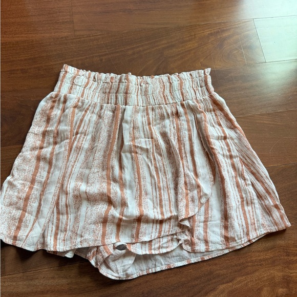 Striped Tan and White Women Skort - Picture 1 of 6